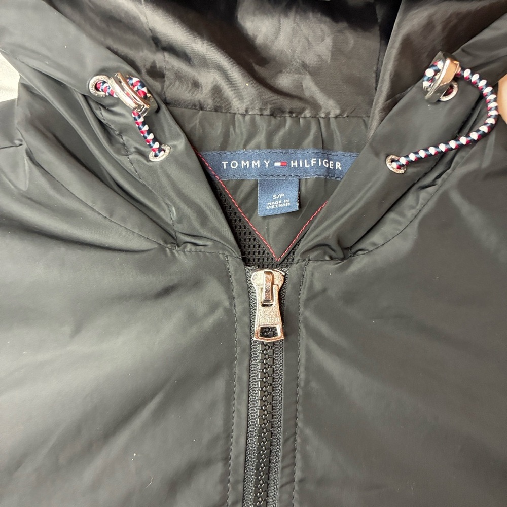 SOLD Black Womens Tommy Hilfiger Jacket Size Small - Picture 5 of 7